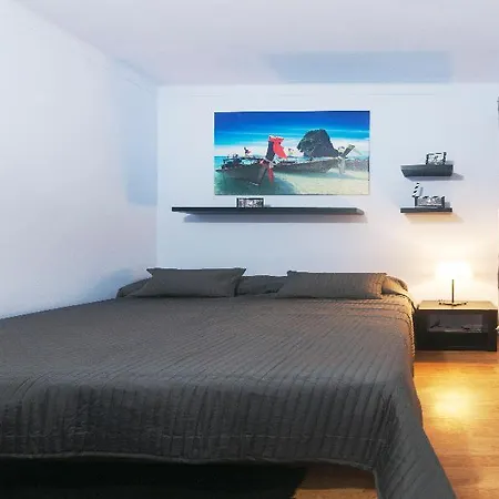 10 - Apartment
