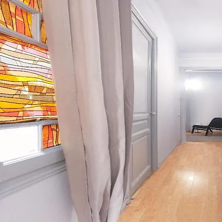 10 - Apartment
